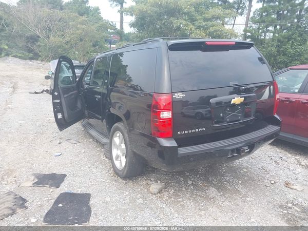 2013 CHEVROLET SUBURBAN LT — I3