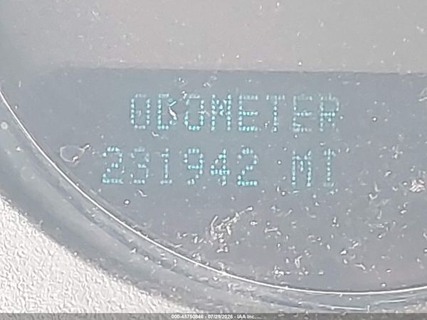 2013 CHEVROLET SUBURBAN LT — I118