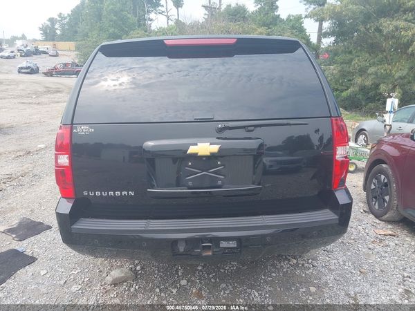 2013 CHEVROLET SUBURBAN LT — I119