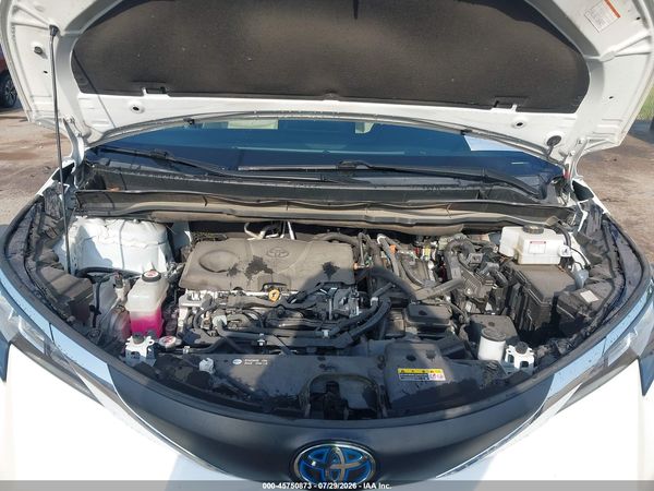 2021 TOYOTA SIENNA XLE — I10