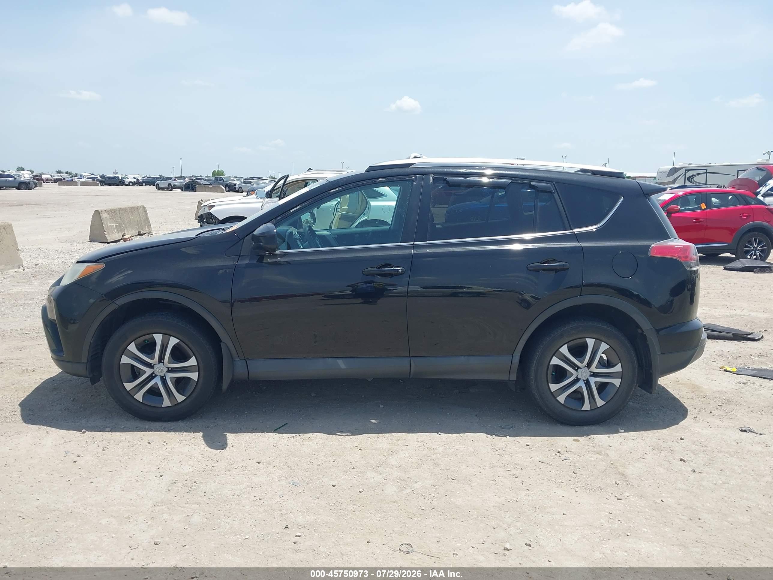 2017 TOYOTA RAV4 LE