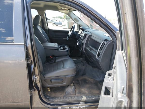 2017 RAM 1500 TRADESMAN  4X4 6'4 BOX