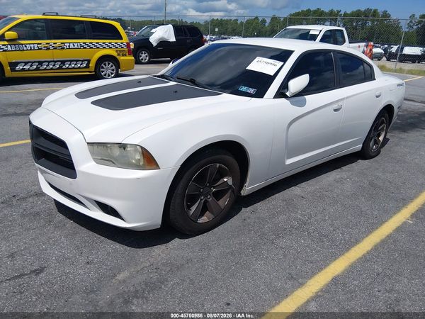 2013 DODGE CHARGER SE