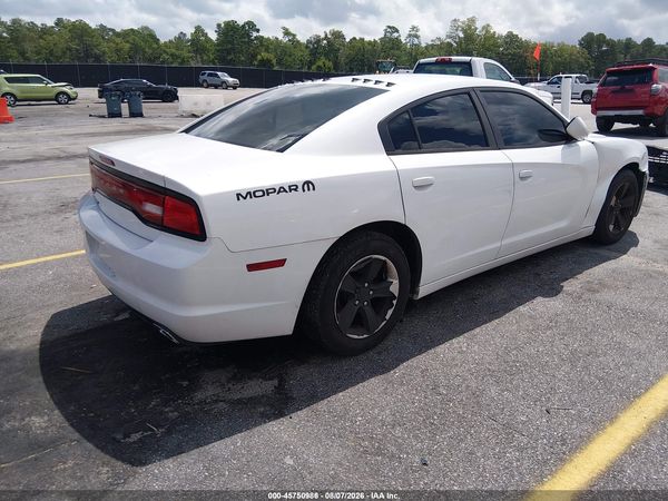 2013 DODGE CHARGER SE