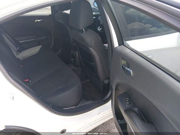 2013 DODGE CHARGER SE