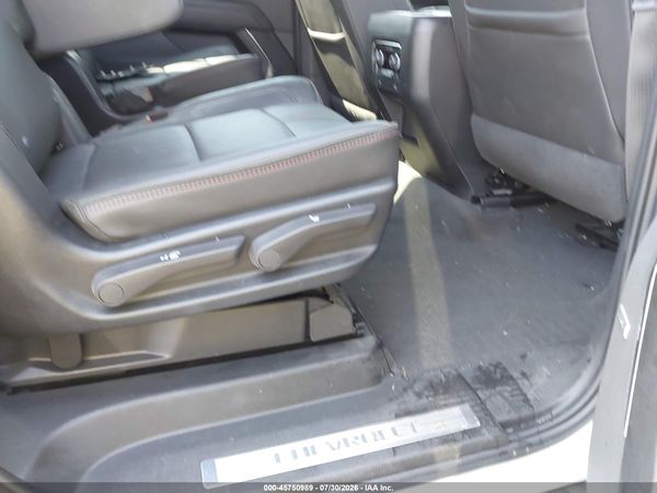 2024 CHEVROLET SUBURBAN 4WD RST — I8