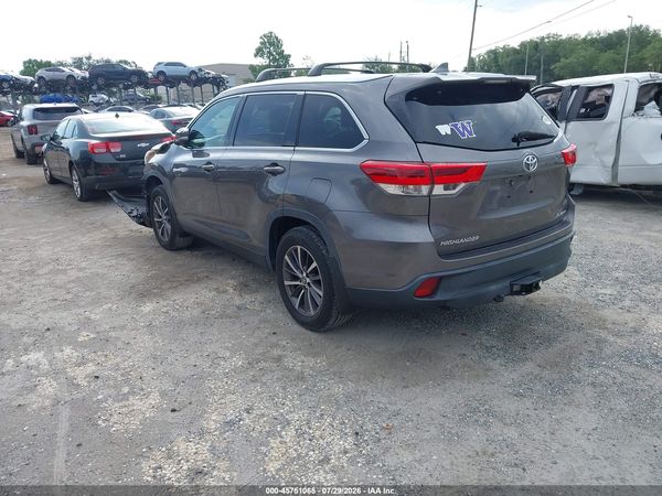 2019 TOYOTA HIGHLANDER XLE