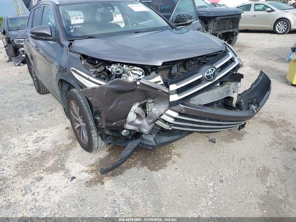 2019 TOYOTA HIGHLANDER XLE