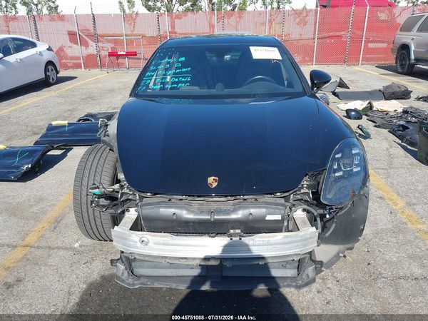 2018 PORSCHE PANAMERA 4