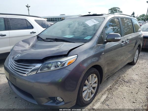 2017 TOYOTA SIENNA
