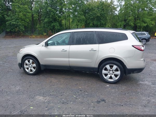 2016 CHEVROLET TRAVERSE LT — I117