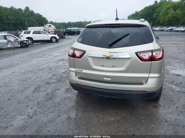 2016 CHEVROLET TRAVERSE LT — I119