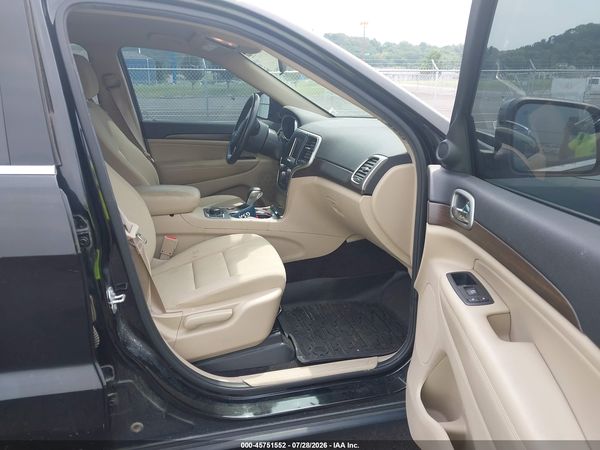2018 JEEP GRAND CHEROKEE LAREDO E 4X4