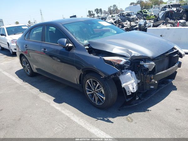 2022 KIA FORTE LXS