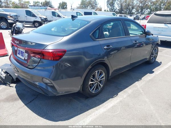 2022 KIA FORTE LXS