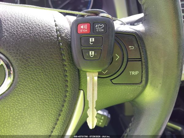 2016 TOYOTA RAV4 XLE