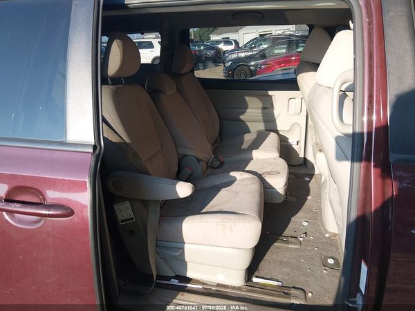 2016 KIA SEDONA LX