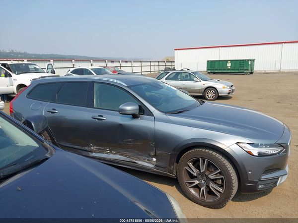 2017 VOLVO V90 CROSS COUNTRY T6