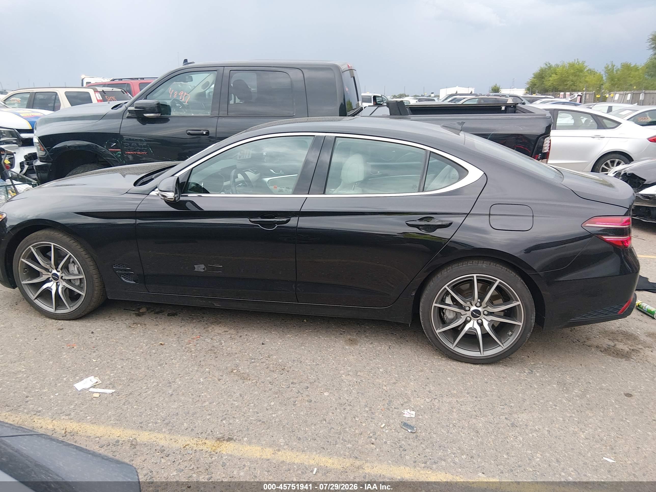 2025 GENESIS G70 2.5T RWD
