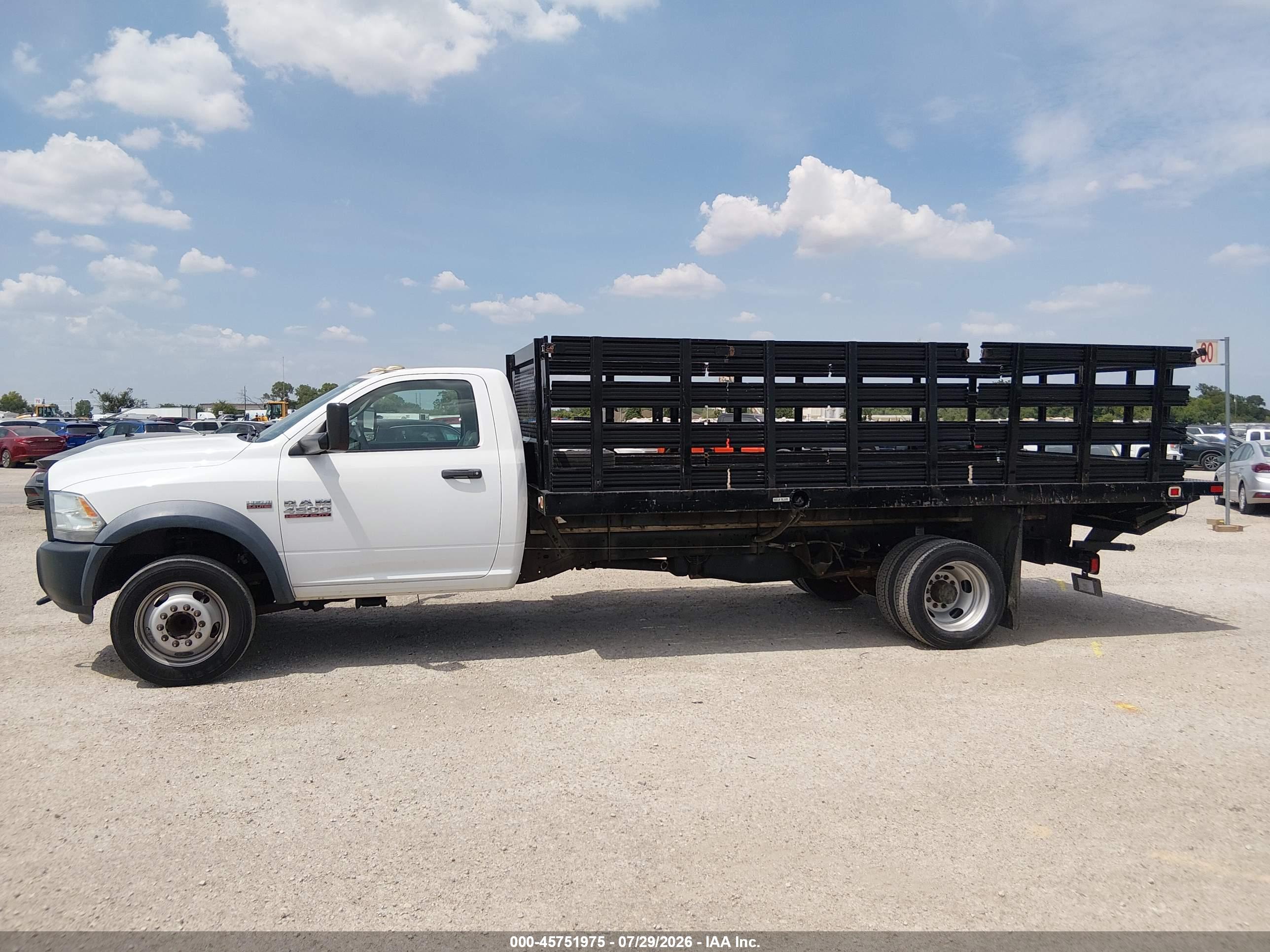 2016 RAM 4500 CHASSIS TRADESMAN/SLT