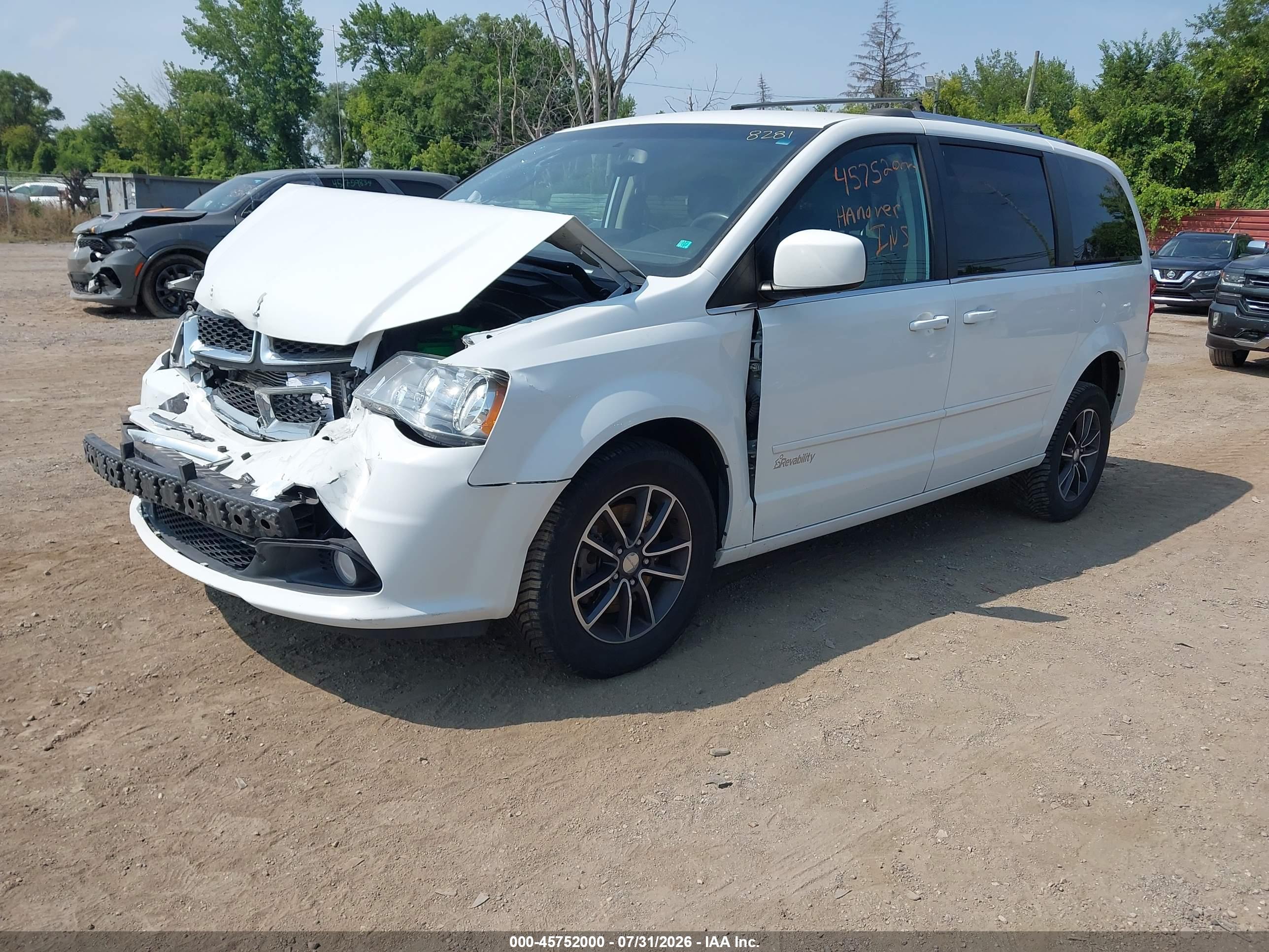 2017 DODGE GRAND CARAVAN SXT — I2