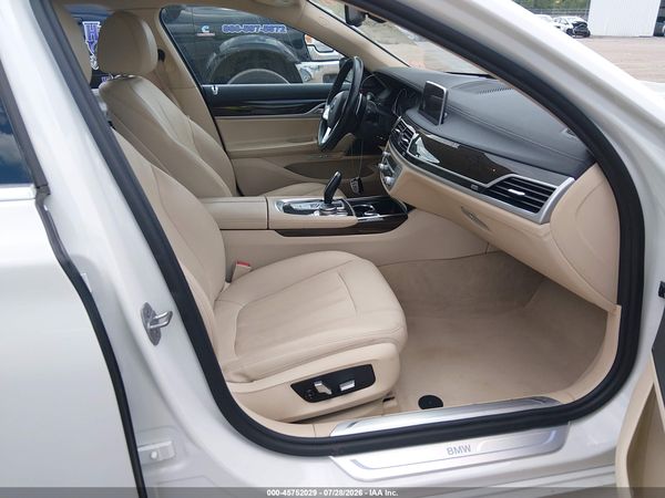 2017 BMW 740I