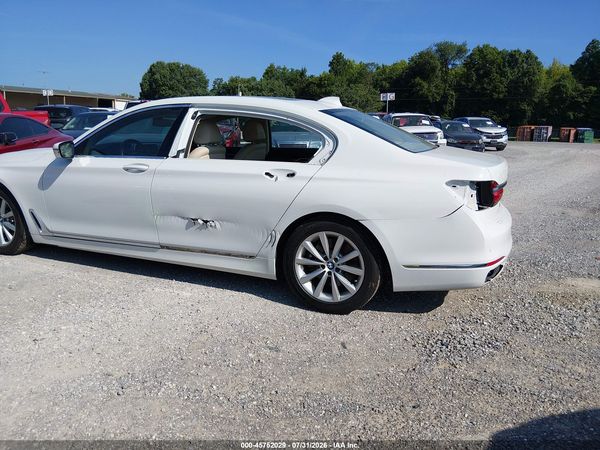 2017 BMW 740I