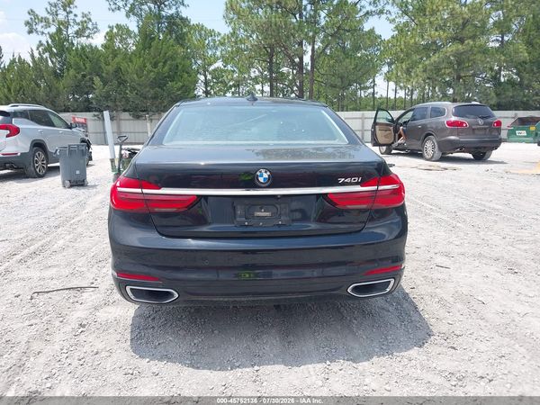 2019 BMW 740I