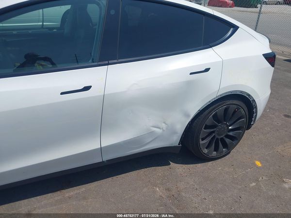 2022 TESLA MODEL Y