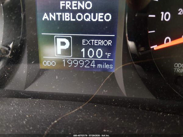 2015 TOYOTA SIENNA LE 8 PASSENGER