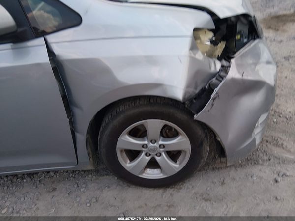 2015 TOYOTA SIENNA LE 8 PASSENGER