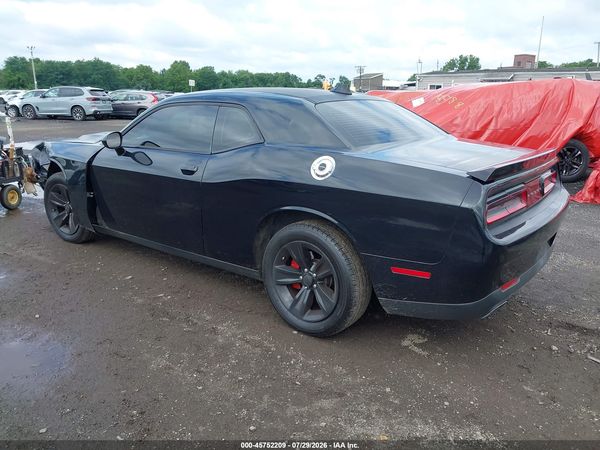 2016 DODGE CHALLENGER SXT