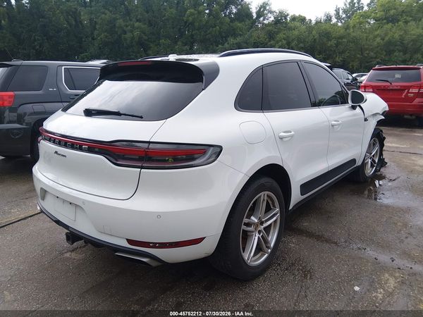 2020 PORSCHE MACAN — I4