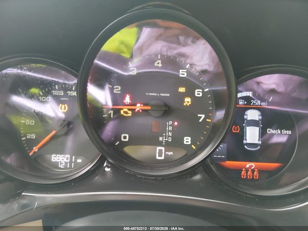 2020 PORSCHE MACAN — I7