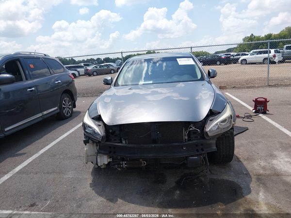 2017 INFINITI Q70 3.7