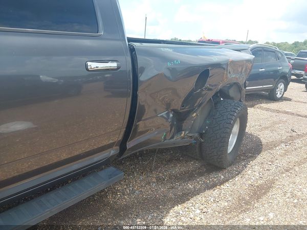 2018 RAM 3500 LARAMIE  4X4 8' BOX
