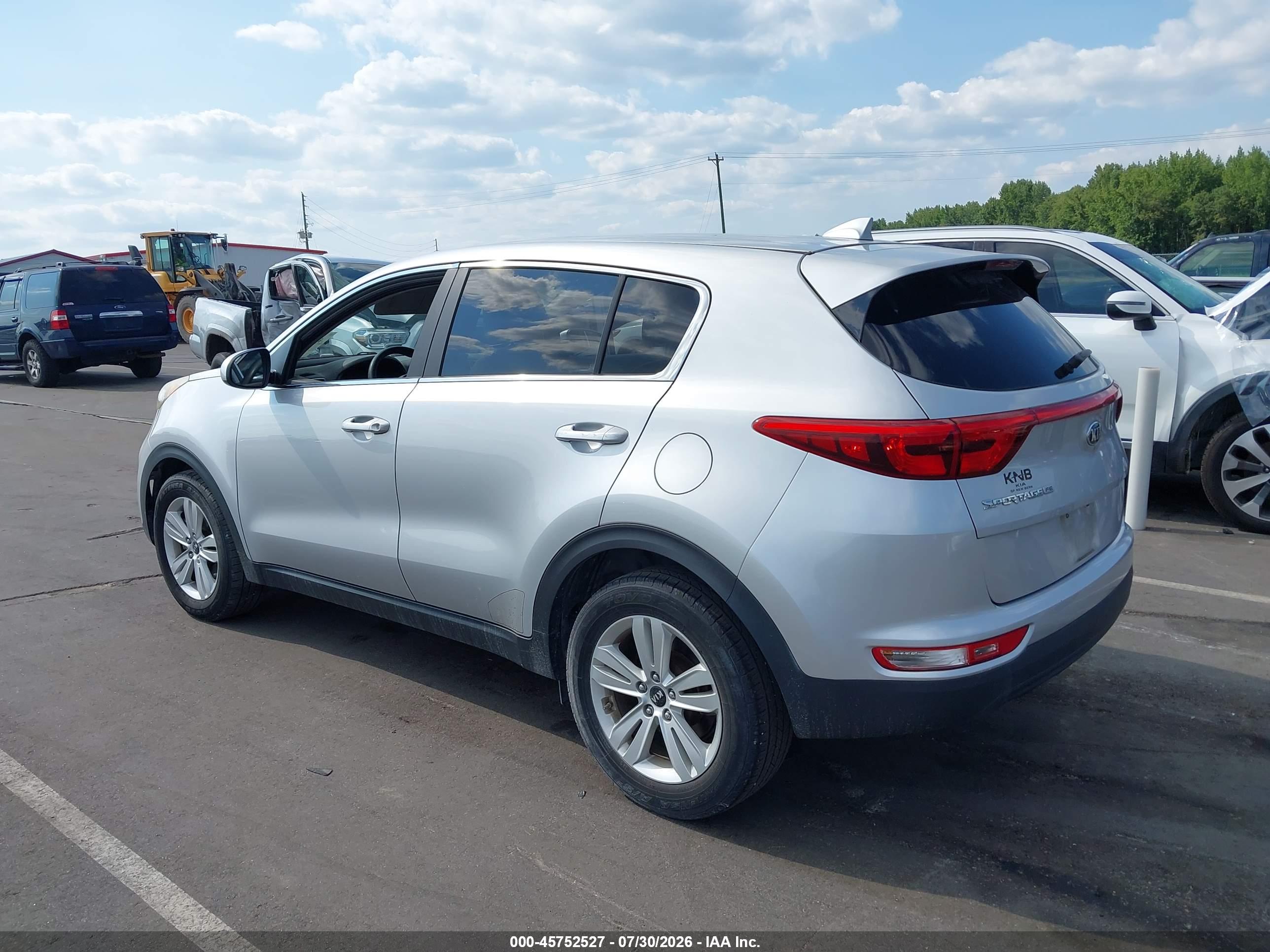 2017 KIA SPORTAGE LX