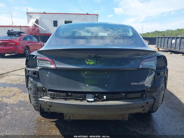 2018 TESLA MODEL 3 LONG RANGE/PERFORMANCE