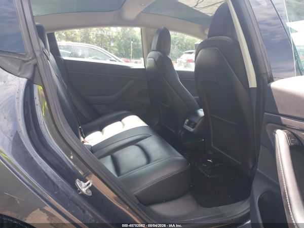 2018 TESLA MODEL 3 LONG RANGE/PERFORMANCE