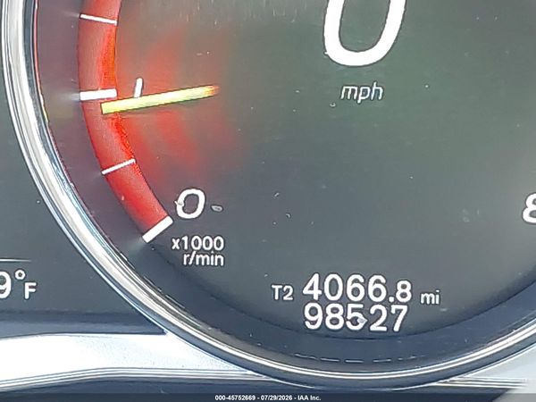 2017 VOLVO XC60 T6 DYNAMIC