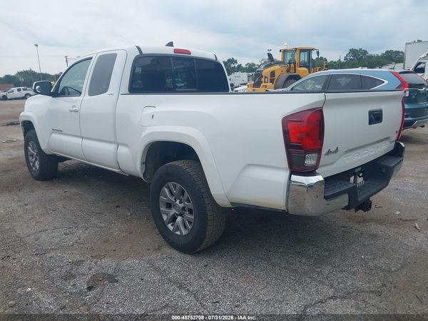 2018 TOYOTA TACOMA SR5 V6