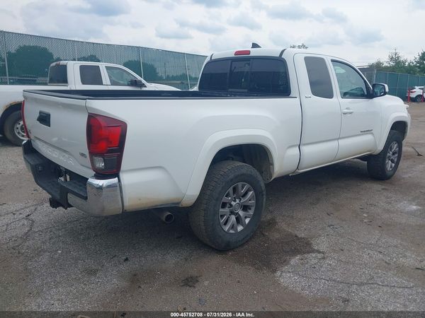 2018 TOYOTA TACOMA SR5 V6