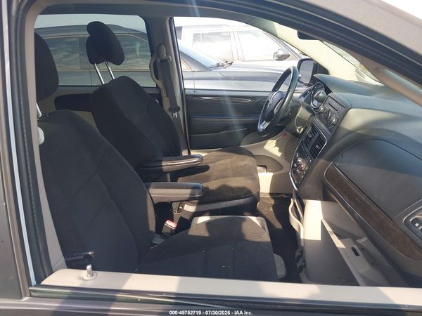 2016 DODGE GRAND CARAVAN SE — I5