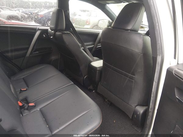 2017 TOYOTA RAV4 SE