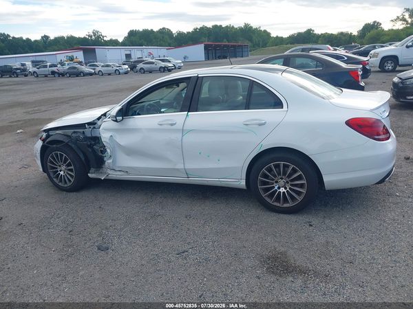 2016 MERCEDES-BENZ C 300