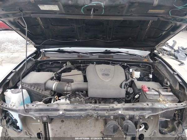 2022 TOYOTA TACOMA SR5 V6