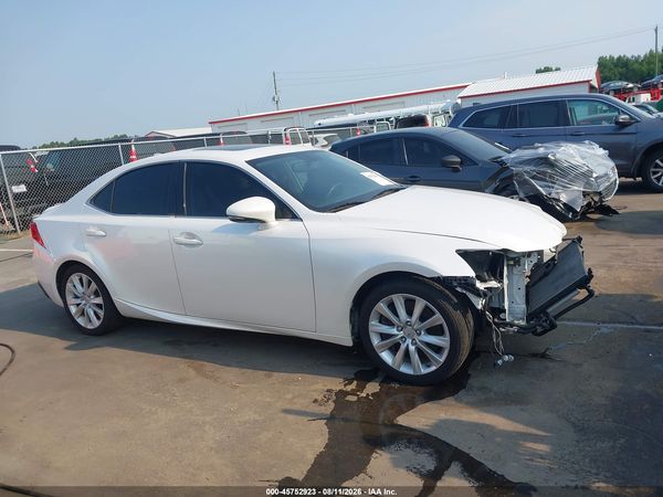 2016 LEXUS IS 200T