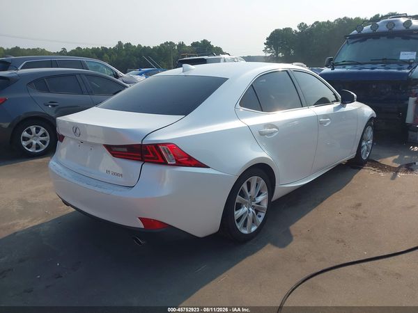 2016 LEXUS IS 200T