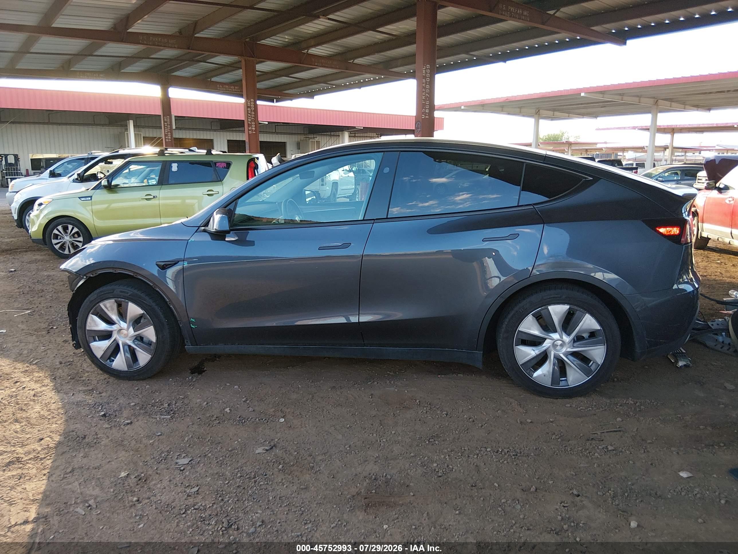2023 TESLA MODEL Y