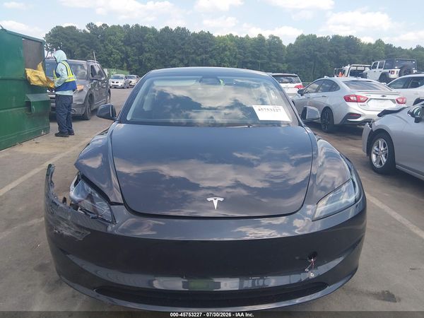 2025 TESLA MODEL 3